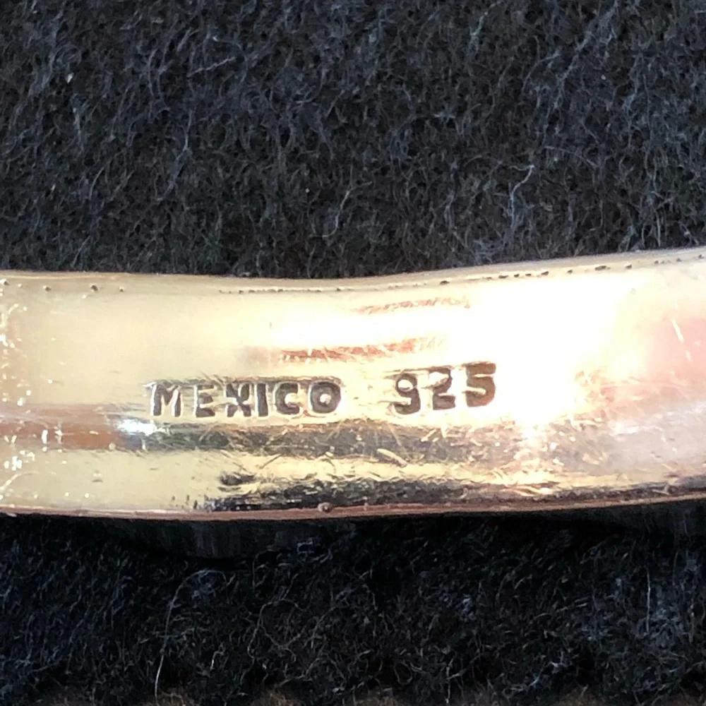 50 grams Artisan Solid Silver Wavy Scalloped Bangle Bracelet Mexico 925